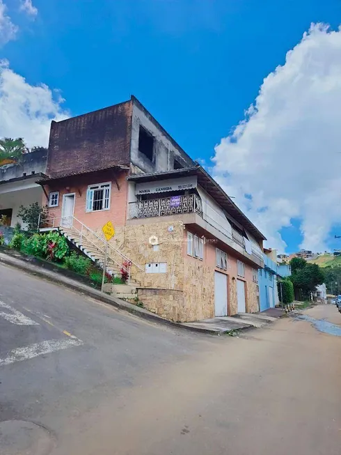 Foto 1 de Casa com 2 Quartos à venda, 320m² em São Pedro, Juiz de Fora