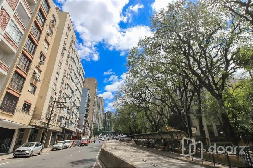 Foto 1 de Cobertura com 1 Quarto à venda, 75m² em Farroupilha, Porto Alegre