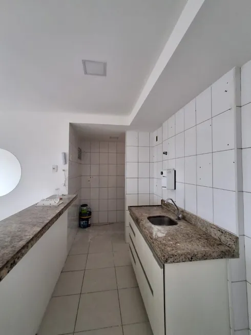 Foto 1 de Apartamento com 3 Quartos para alugar, 79m² em Barreto, São Luís