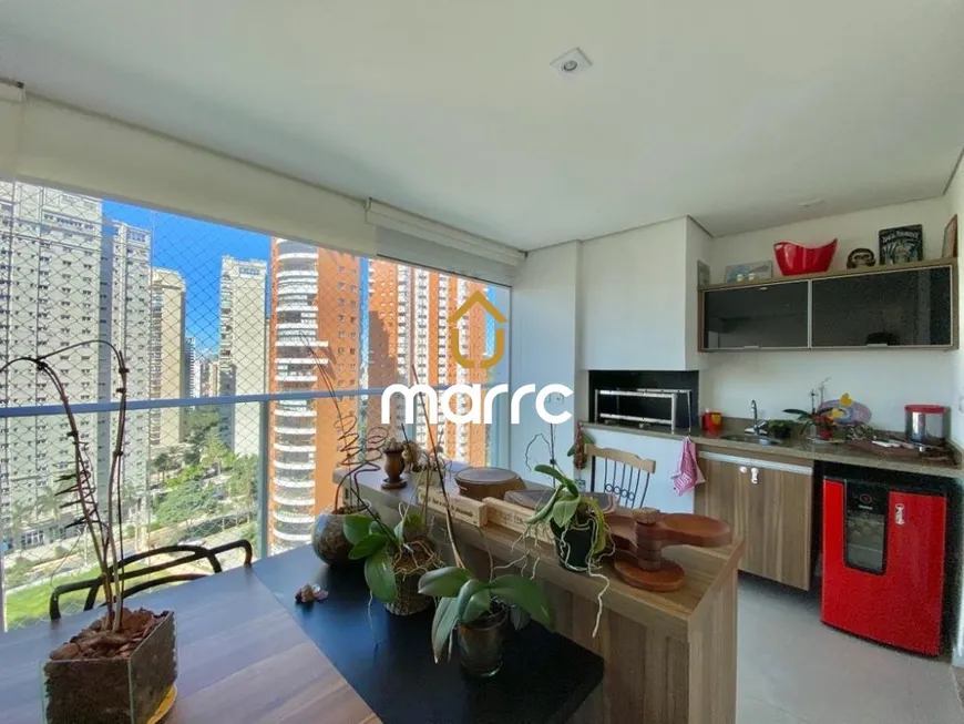 Foto 1 de Apartamento com 3 Quartos à venda, 213m² em Jardim Fonte do Morumbi , São Paulo