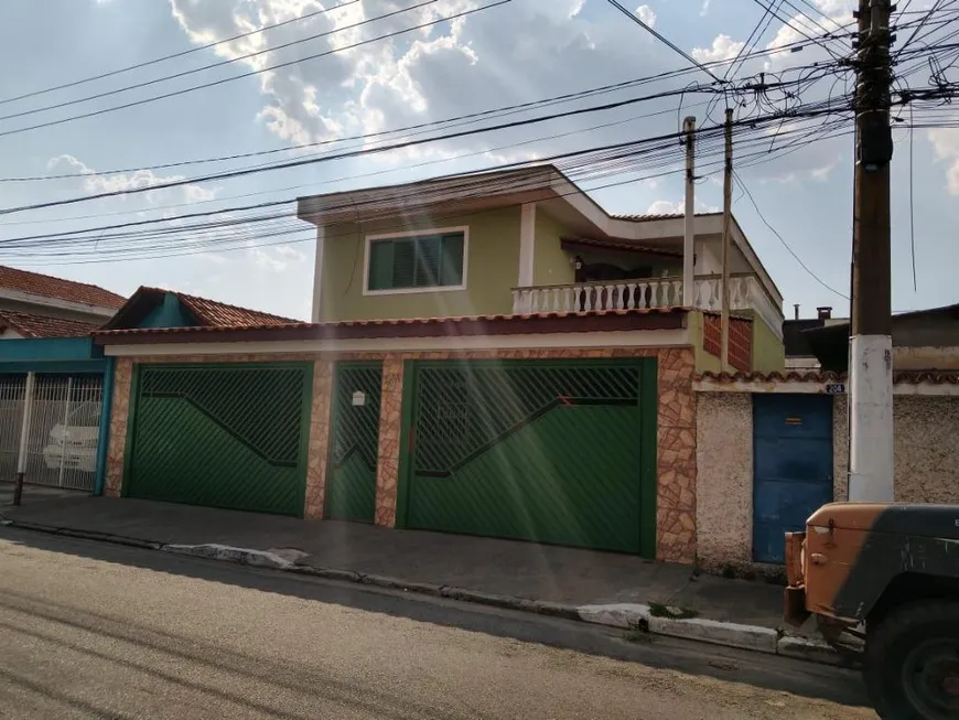 Foto 1 de Sobrado com 3 Quartos à venda, 220m² em Vila Prel, São Paulo