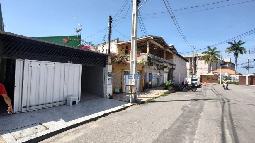 Foto 1 de Casa com 3 Quartos à venda, 130m² em Itaoca, Fortaleza