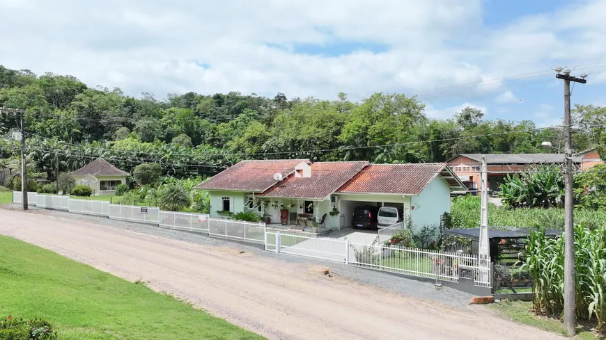 Foto 1 de Casa com 3 Quartos à venda, 150m² em Wunderwald, Pomerode