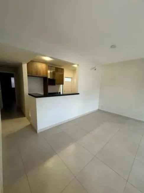 Foto 1 de Casa de Condomínio com 3 Quartos à venda, 200m² em Alto do Calhau, São Luís