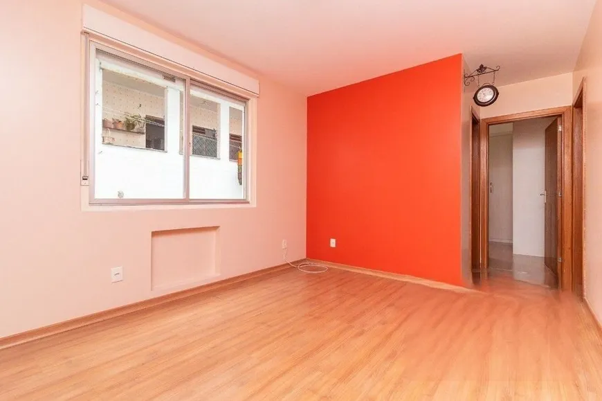 Foto 1 de Apartamento com 2 Quartos à venda, 56m² em Mont' Serrat, Porto Alegre