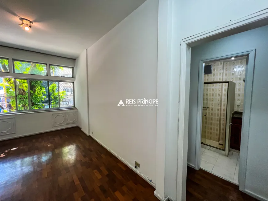 Foto 1 de Apartamento com 2 Quartos à venda, 67m² em Laranjeiras, Rio de Janeiro