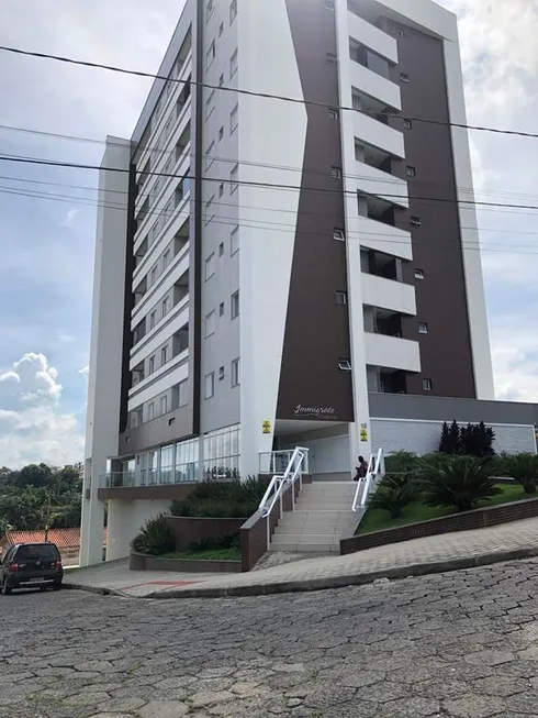 Foto 1 de Apartamento com 3 Quartos à venda, 82m² em Centro, Criciúma