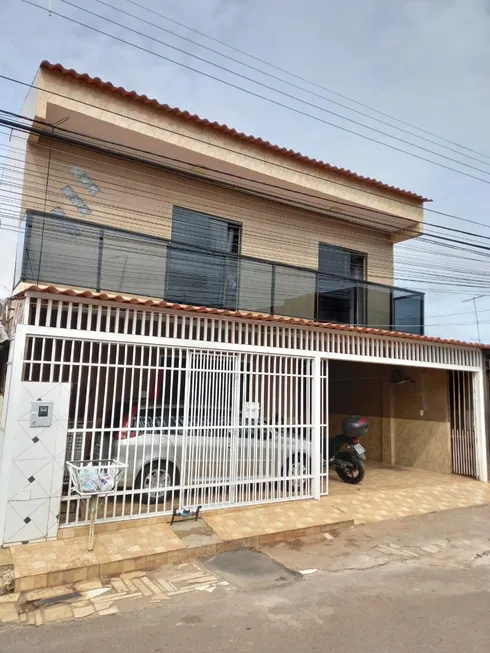 Foto 1 de Sobrado com 3 Quartos à venda, 145m² em Ceilandia Norte, Brasília