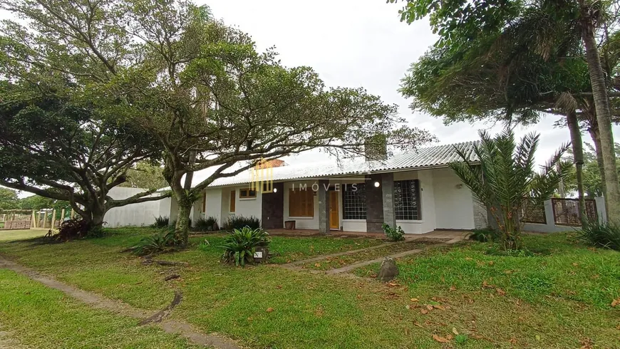 Foto 1 de Casa com 4 Quartos à venda, 160m² em Arroio Teixeira, Capão da Canoa