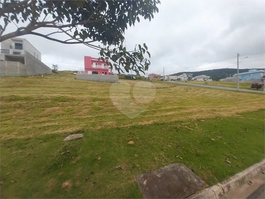 Foto 1 de Lote/Terreno à venda, 406m² em Vila Santa Cruz, Itatiba