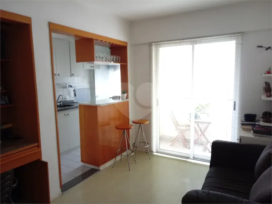 Foto 1 de Apartamento com 1 Quarto à venda, 40m² em Bela Vista, São Paulo