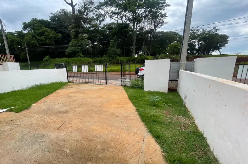 Foto 1 de Casa com 2 Quartos à venda, 56m² em Planalto, Pato Branco