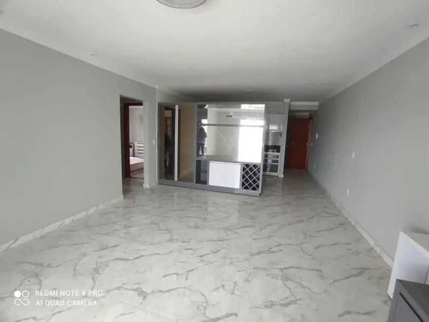 Foto 1 de Apartamento com 2 Quartos à venda, 80m² em Taperapuan, Porto Seguro