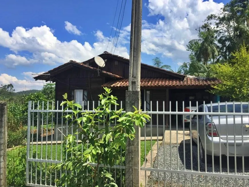 Foto 1 de Fazenda/Sítio com 2 Quartos à venda, 70m² em Vila Nova, Joinville