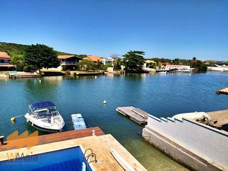 Foto 1 de Casa de Condomínio com 3 Quartos à venda, 98m² em Ogiva, Cabo Frio