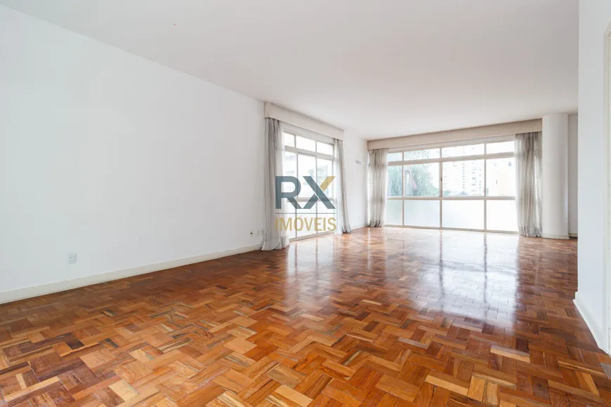 Foto 1 de Apartamento com 3 Quartos à venda, 240m² em Santa Cecília, São Paulo