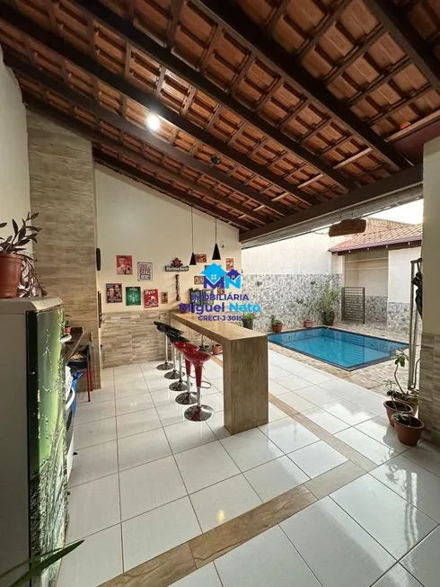 Foto 1 de Casa com 3 Quartos à venda, 230m² em Aponiã, Porto Velho