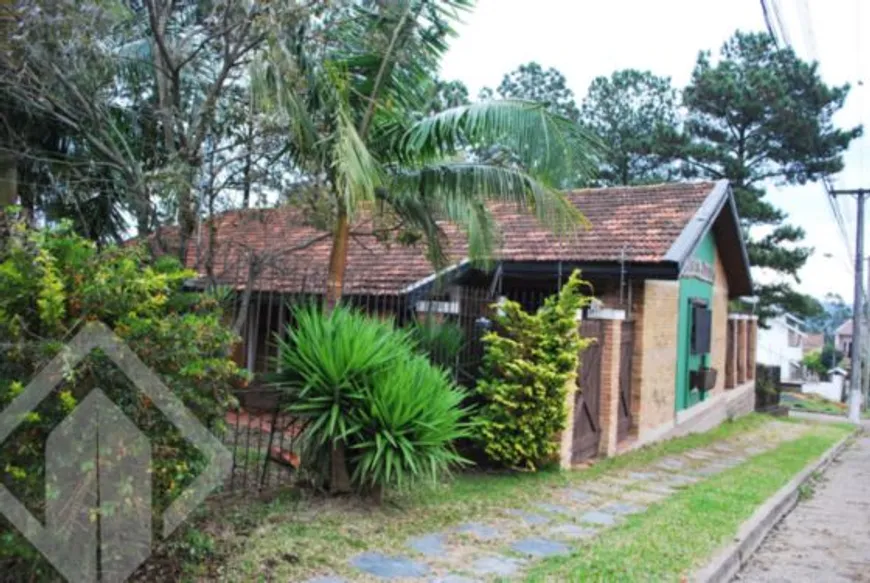 Foto 1 de Casa com 3 Quartos à venda, 130m² em Agronomia, Porto Alegre