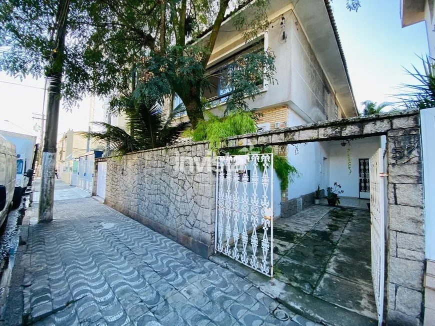 Foto 1 de Casa com 3 Quartos para alugar, 85m² em Boqueirão, Santos
