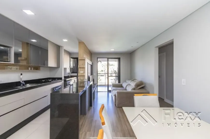 Foto 1 de Apartamento com 3 Quartos à venda, 78m² em Boa Vista, Curitiba