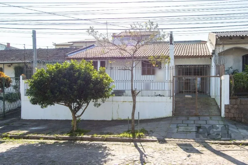 Foto 1 de Casa com 3 Quartos à venda, 100m² em Tristeza, Porto Alegre