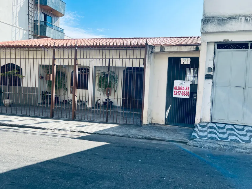 Foto 1 de Casa com 3 Quartos para alugar, 100m² em Cruzeiro do Sul, Juiz de Fora