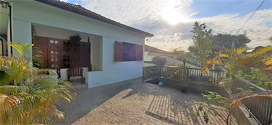 Foto 1 de Casa com 3 Quartos à venda, 300m² em Água Fria, São Paulo