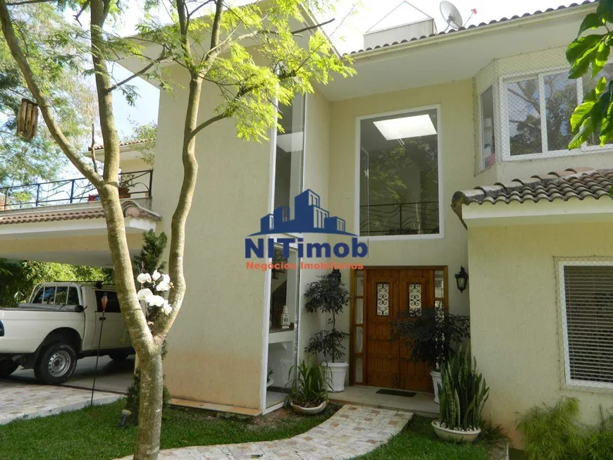 Foto 1 de Casa com 4 Quartos à venda, 400m² em Pendotiba, Niterói