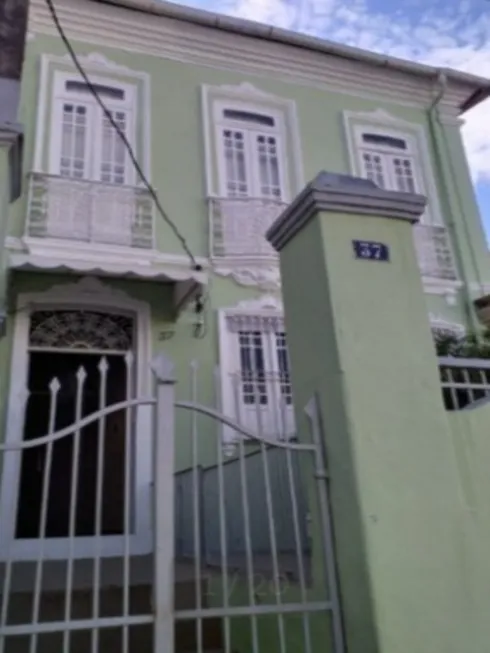 Foto 1 de Casa com 7 Quartos à venda, 474m² em Dois de Julho, Salvador