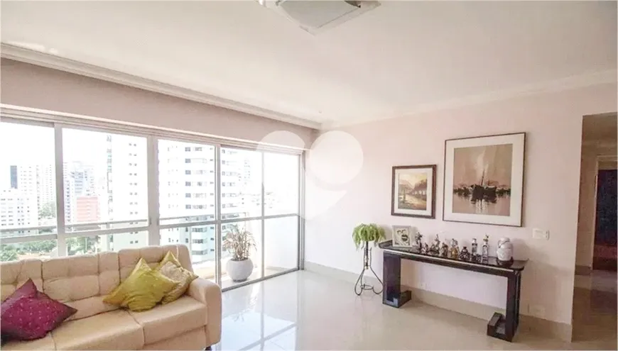 Foto 1 de Apartamento com 3 Quartos à venda, 186m² em Campo Belo, São Paulo