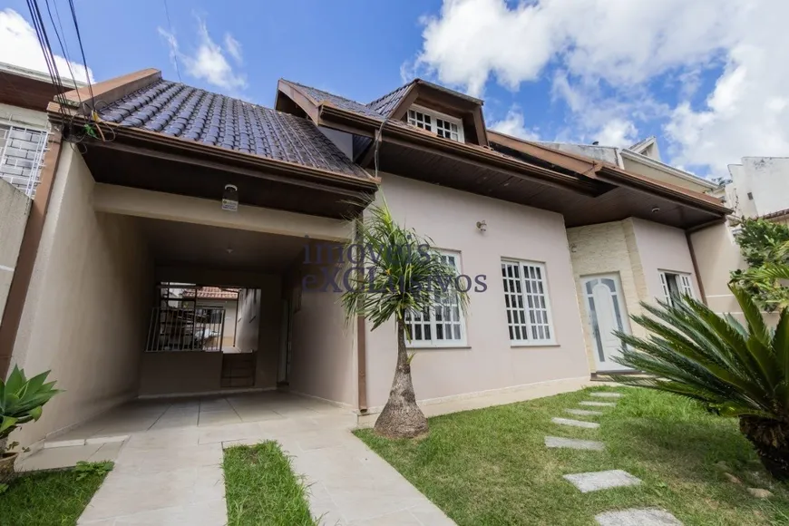 Foto 1 de Casa com 4 Quartos à venda, 235m² em Pilarzinho, Curitiba