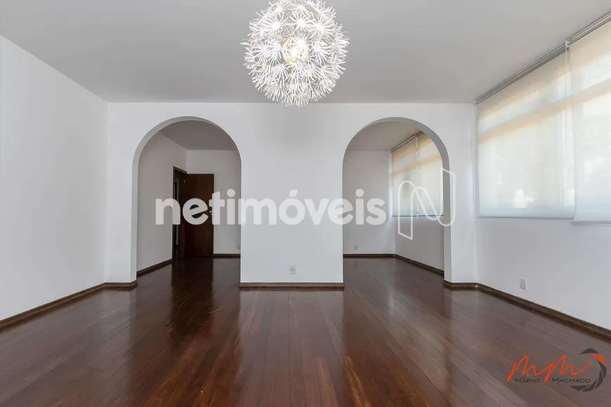 Foto 1 de Apartamento com 4 Quartos à venda, 240m² em Santo Antônio, Belo Horizonte