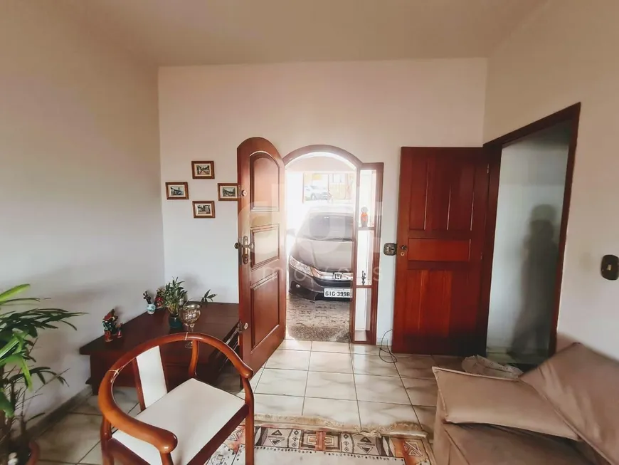 Foto 1 de Sobrado com 3 Quartos à venda, 290m² em Jardim Antonio Von Zuben, Campinas