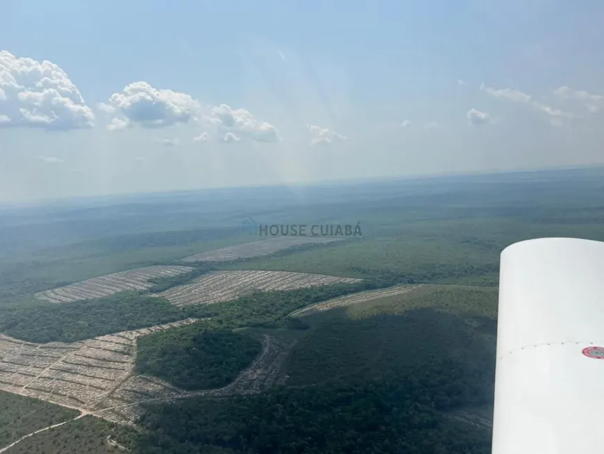 Foto 1 de com 5 Quartos à venda, 400m² em Zona Rural, Juara