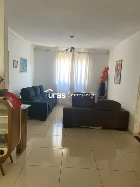 Foto 1 de Casa com 4 Quartos à venda, 204m² em Jardim Guanabara, Goiânia