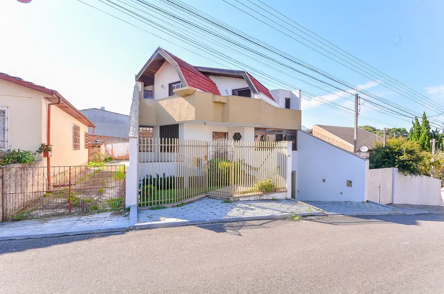 Foto 1 de Casa com 4 Quartos à venda, 400m² em Campina do Siqueira, Curitiba