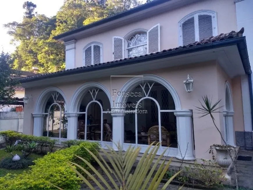 Foto 1 de Casa com 4 Quartos à venda, 530m² em Centro, Petrópolis