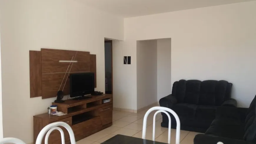 Foto 1 de Apartamento com 2 Quartos à venda, 70m² em Jardim Europa, Uberlândia