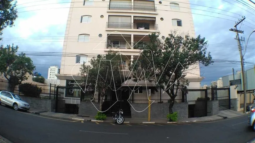 Foto 1 de Apartamento com 4 Quartos à venda, 235m² em Centro, Araraquara