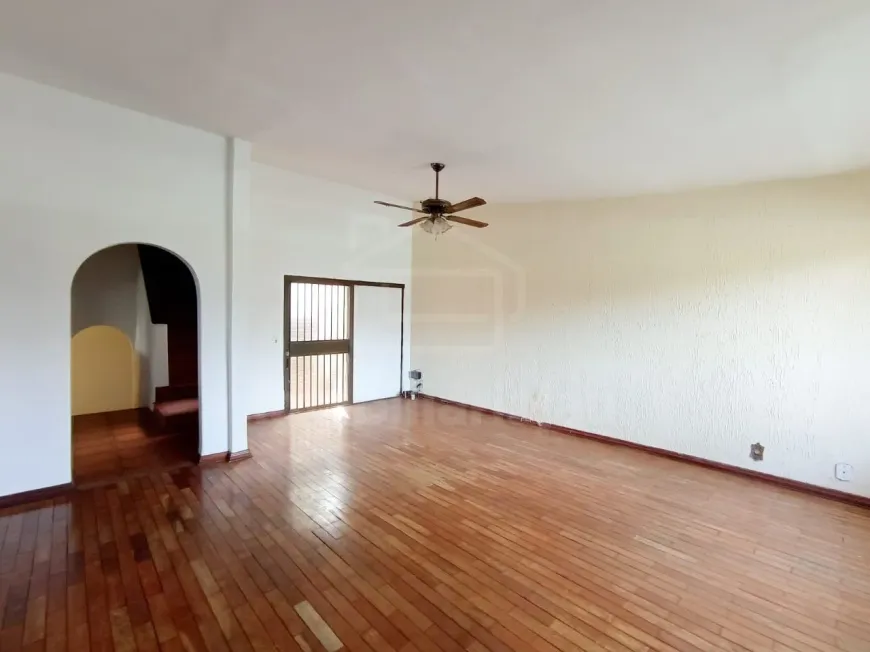 Foto 1 de Casa com 3 Quartos para venda ou aluguel, 299m² em Vila Nova, Jaú