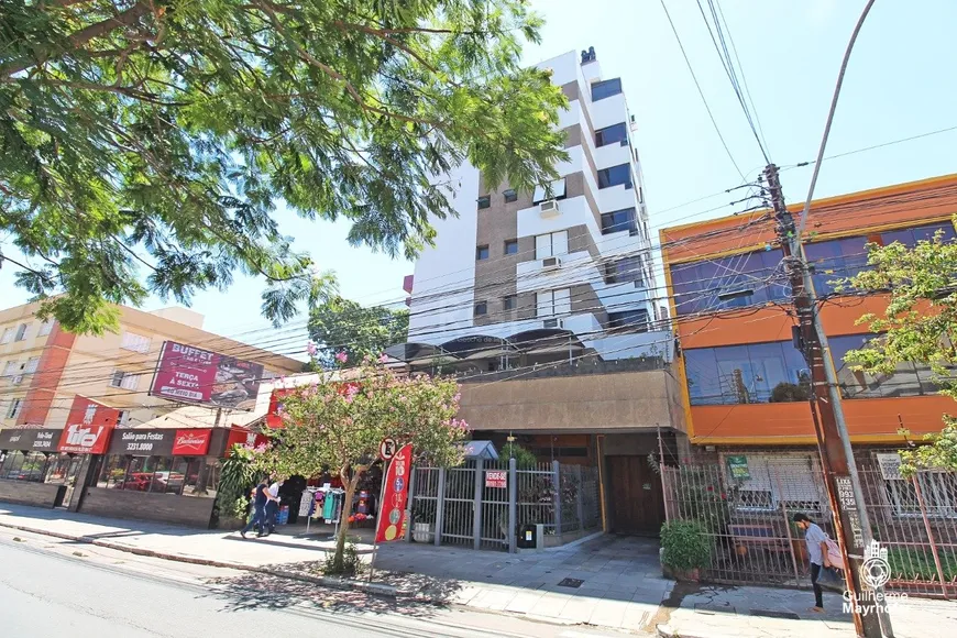 Foto 1 de Apartamento com 2 Quartos à venda, 75m² em Menino Deus, Porto Alegre