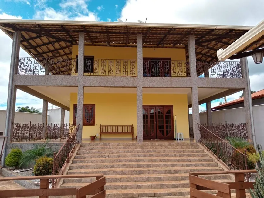 Foto 1 de Casa com 3 Quartos à venda, 380m² em Souza, Rio Manso