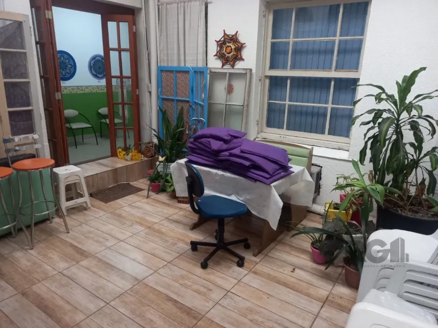 Foto 1 de Apartamento com 3 Quartos à venda, 64m² em Centro Histórico, Porto Alegre