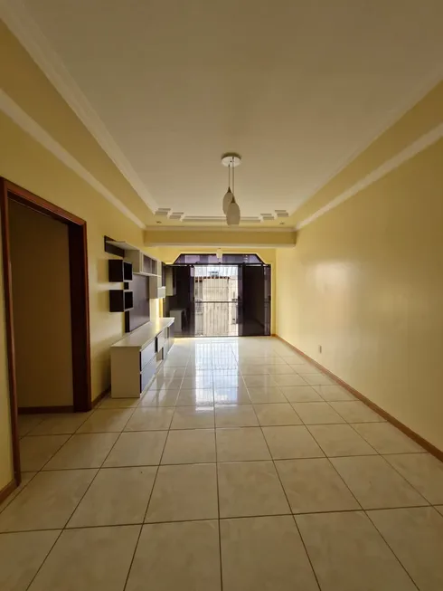 Foto 1 de Apartamento com 3 Quartos à venda, 90m² em Umarizal, Belém