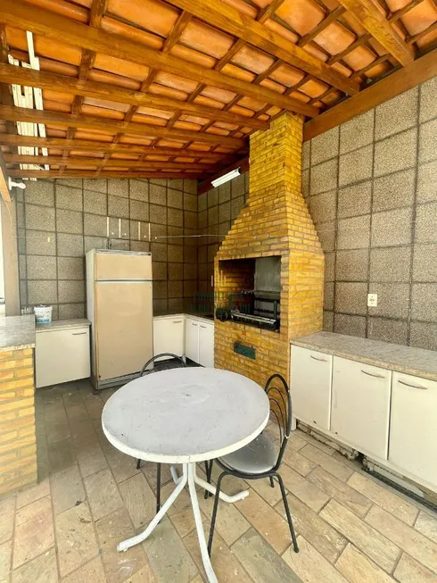Foto 1 de Casa com 4 Quartos à venda, 360m² em Itapoã, Belo Horizonte