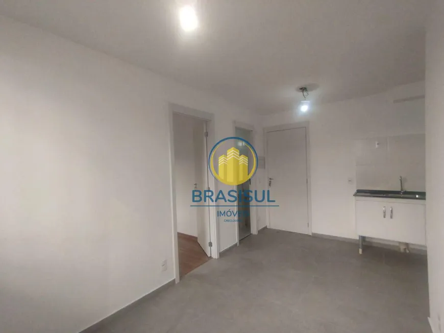 Foto 1 de Apartamento com 2 Quartos para alugar, 34m² em Socorro, São Paulo