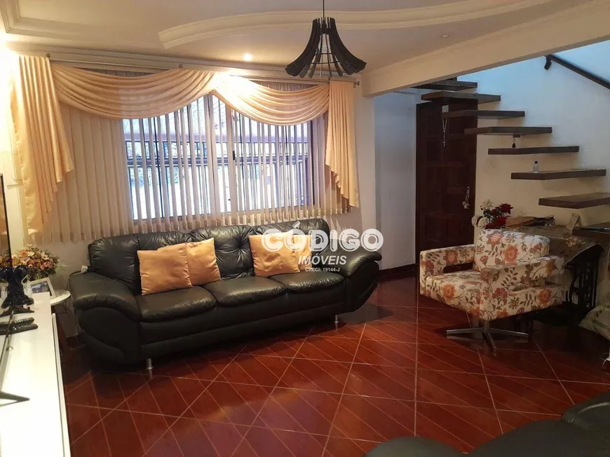 Foto 1 de Sobrado com 3 Quartos à venda, 150m² em Vila Cocaia, Guarulhos