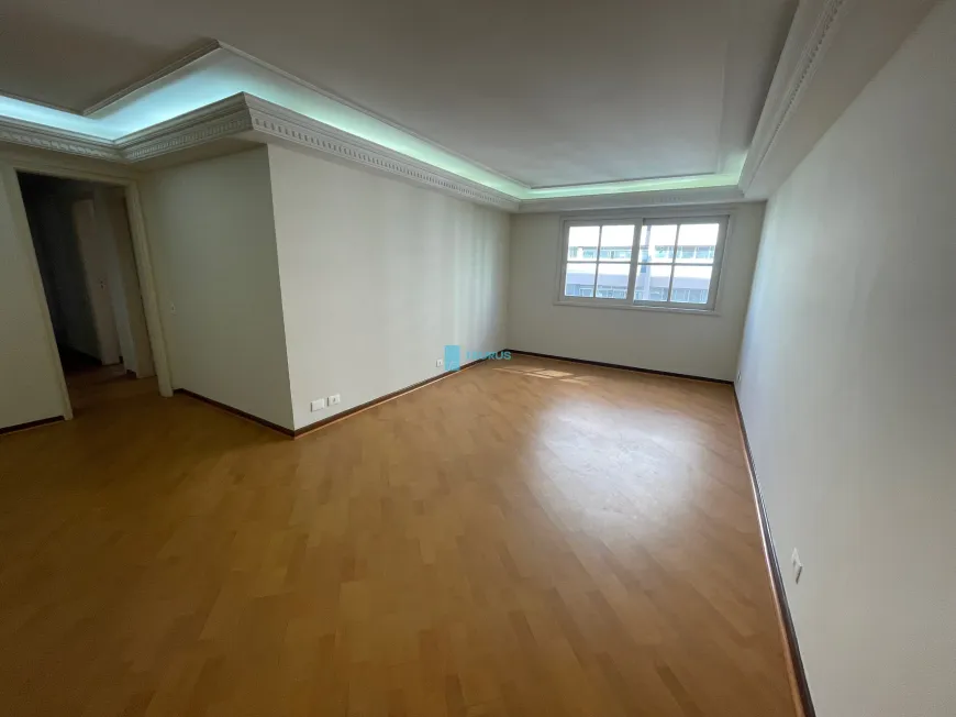 Foto 1 de Apartamento com 3 Quartos à venda, 126m² em Vila Uberabinha, São Paulo