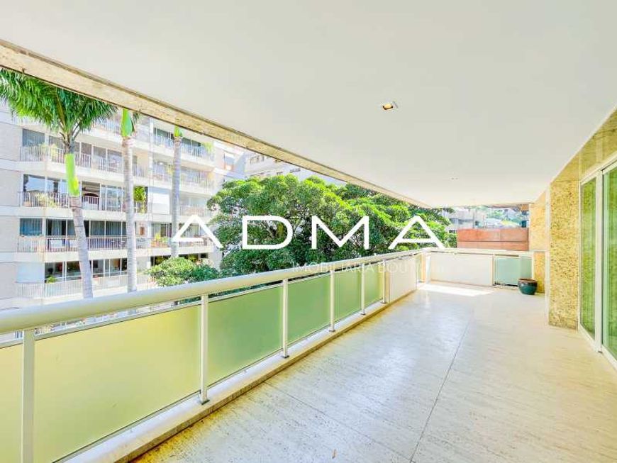 Cobertura na Rua Aperana, Leblon em Rio de Janeiro, por R 14.500.000