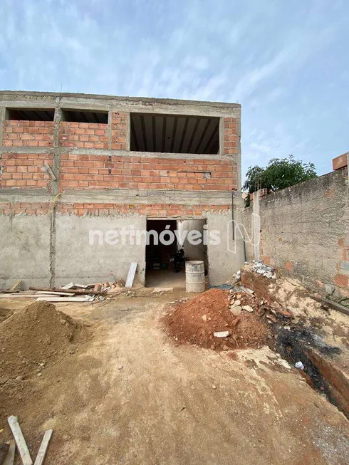 Foto 1 de Casa com 3 Quartos à venda, 210m² em Parque Xangri La, Contagem